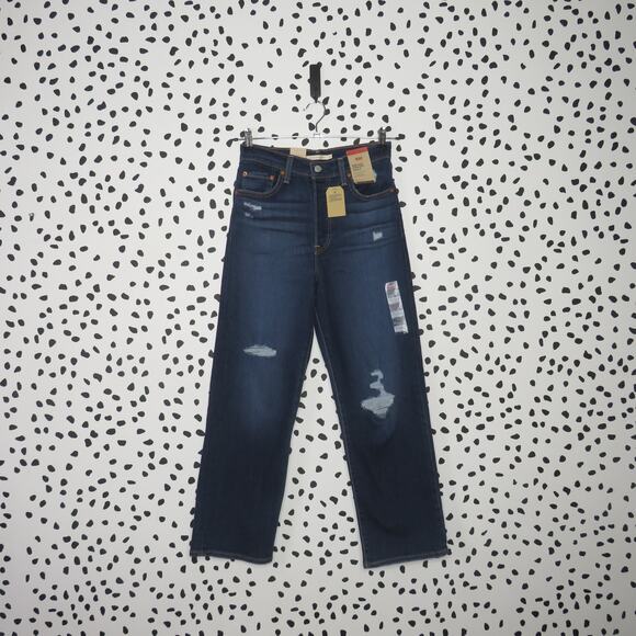 Levi’s Distressed Ribcage Straight Ankle Jeans - Picture 2 of 13